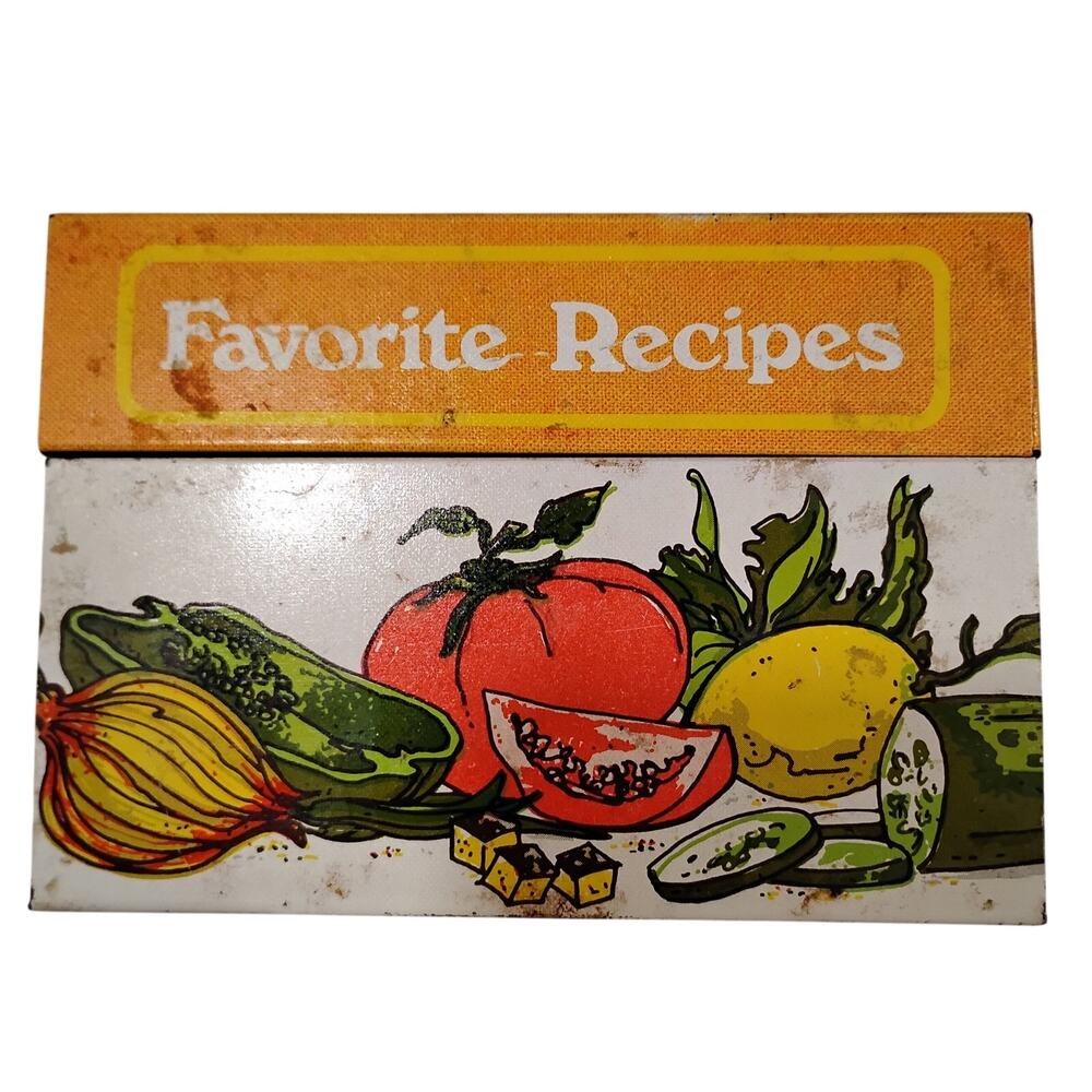 METAL FAVRORITE RECIPES BOX INDEX CARDS TABLE OF MEASUREMENTS GRANNYCORE VINTAGE